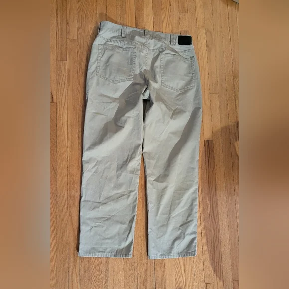 Perry Ellis Men's Light Tan Chino Pants - Picture 4 of 4